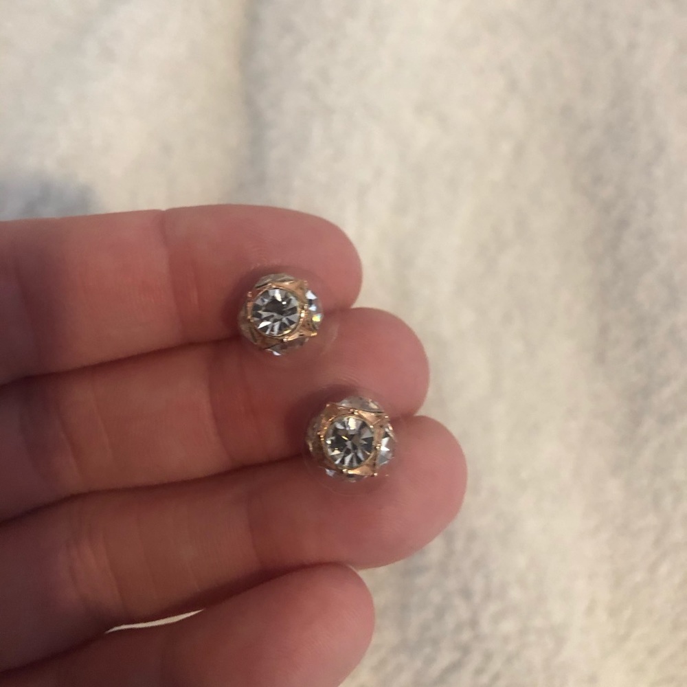 Kate Spade Multi pointed studs ✨ - Picture 2 of 3